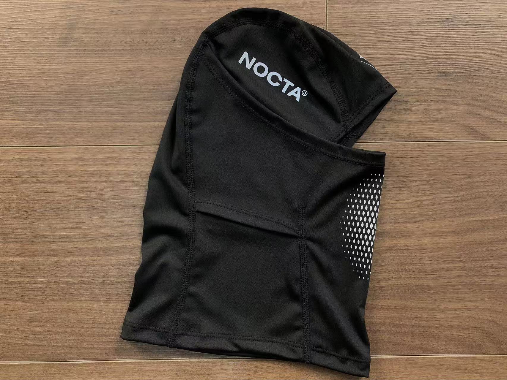 PASAMONTAÑAS NIKE x NOCTA REFLECTANTE