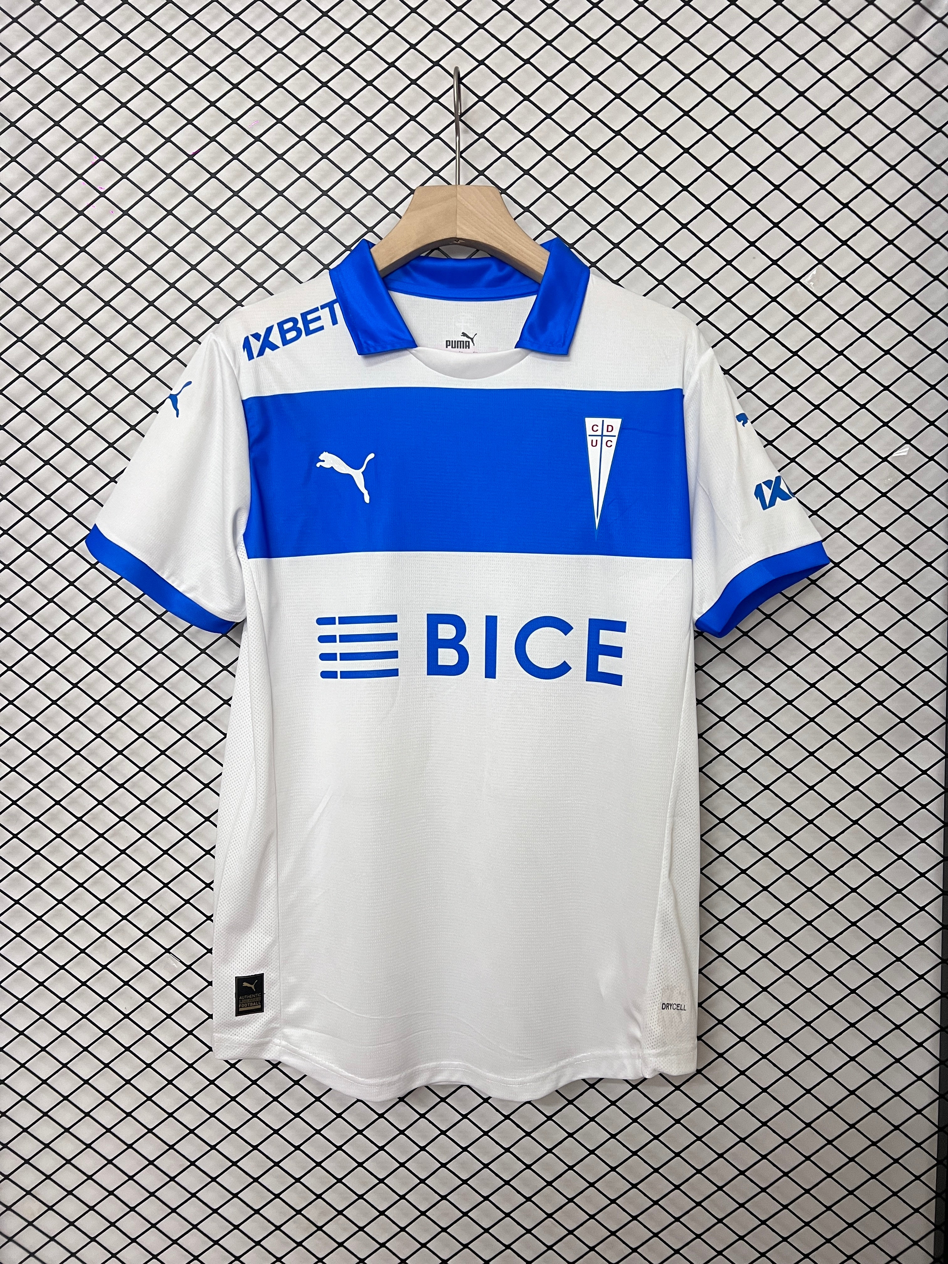 UNIVERSIDAD CATOLICA